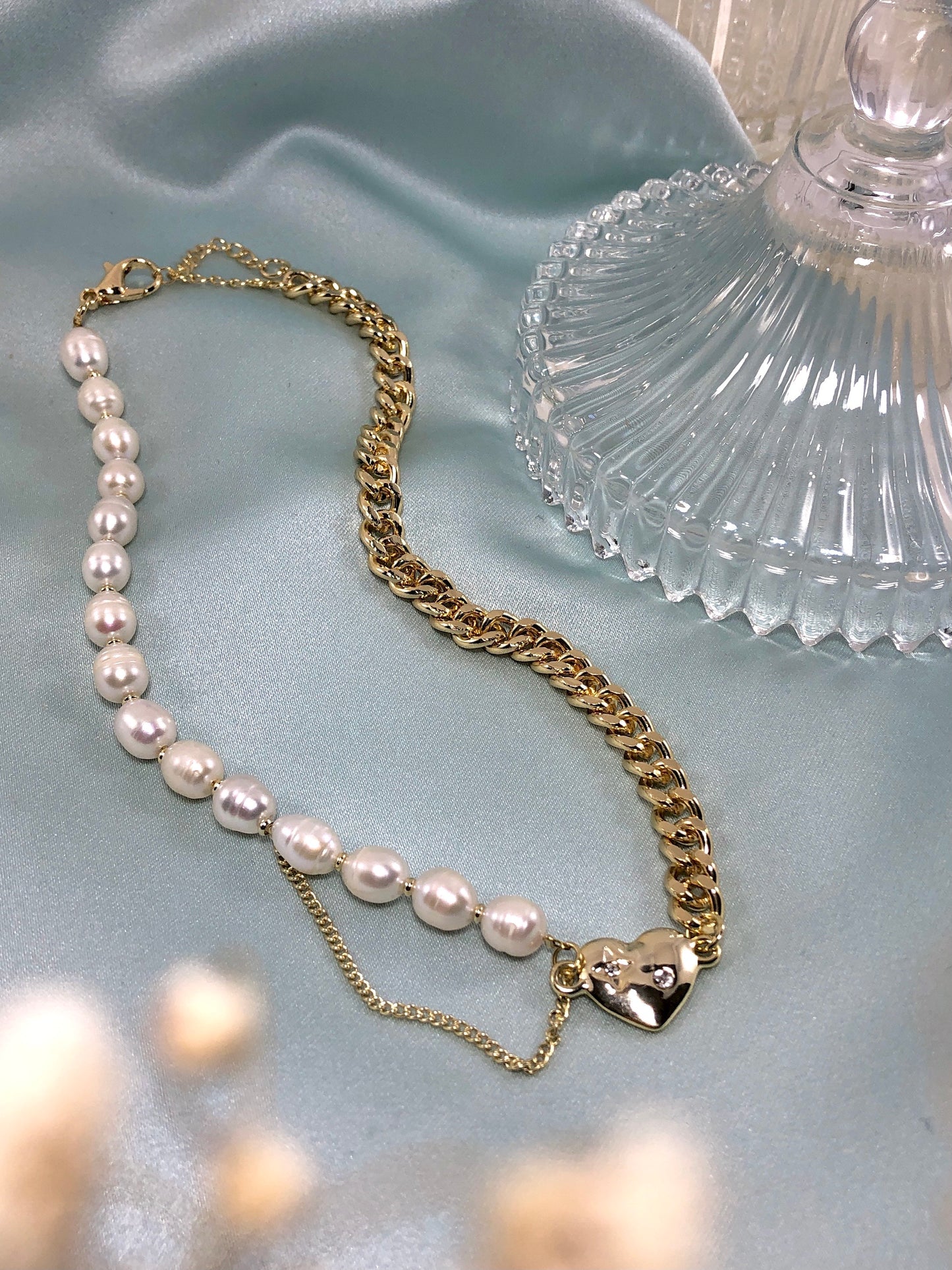 Half and Half Choker Necklace with Heart Pendant
