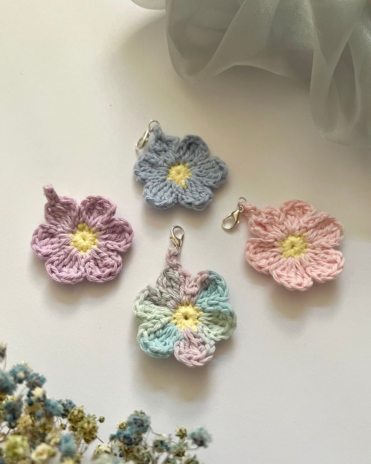 Crochet Flower Zipper Pull Charm