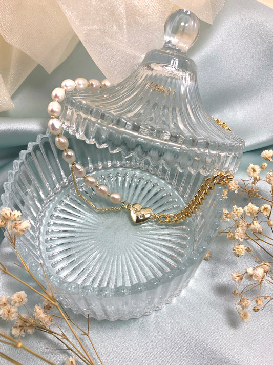 Half and Half Choker Necklace with Heart Pendant